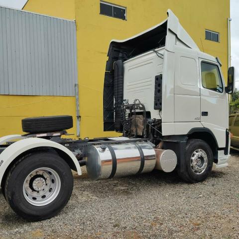 Vendo Volvo FH 400 4x2 toco ano 2009 Com Ar Condicionado - Foto 4