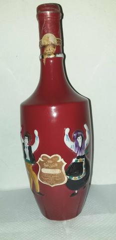Vendo garrafa de vinho antiga - Foto 3