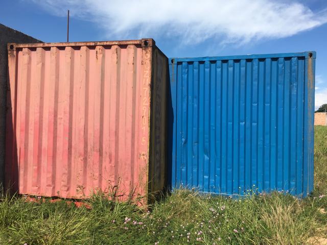 Container