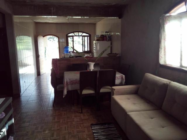 Vendo uma bela casa em local muito agradável pra quem gosta de tranquilidade. - Foto 14