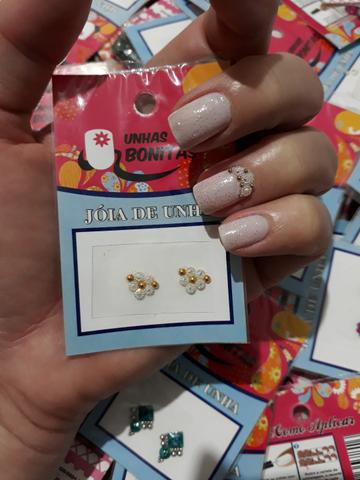 Kit com 400 pares de jóia de unha