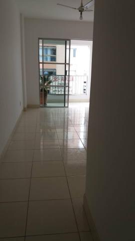 Alugo ótimo apartamento na ponta da praia - Foto 3