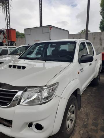 Hilux 4x4 2013 SEMI NOVA. Em ótimas condições - Foto 8