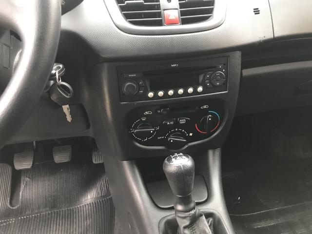 Peugeot 207 XR (1.4 completo) - Foto 8