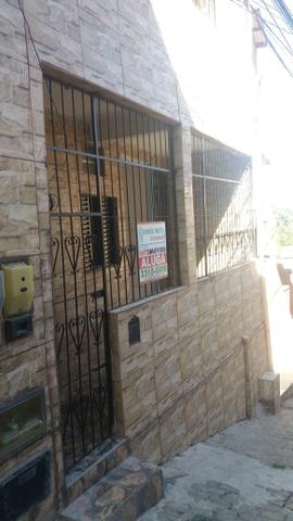 Alugo casa Caixa d'água