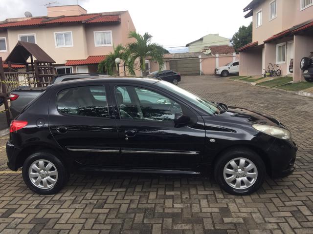 Peugeot 207 XR 1.4 4 portas 2012/2012 Top de linha - Foto 6