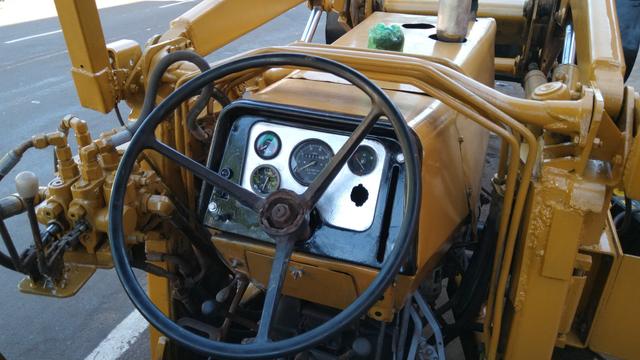 Trator Pá Carregadeira Massey Ferguson 86 - Foto 5
