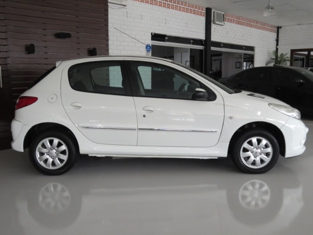 Peugeot 207 1.4 XR Sport Flex 2012 - Foto 3