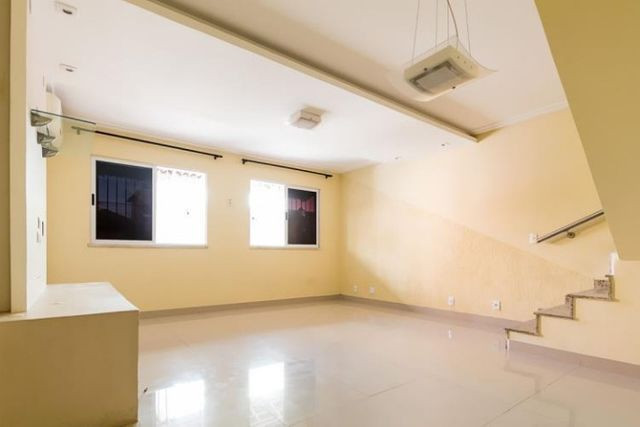 Pechincha com 3 quartos casa duplex na Rua Imutá - Foto 4