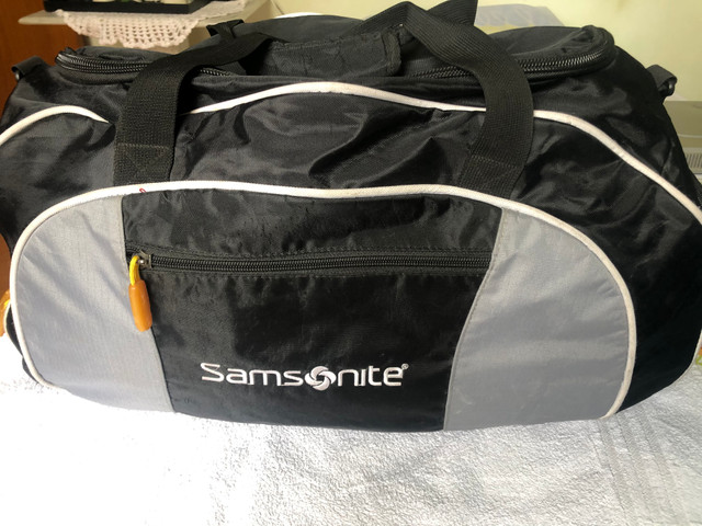 samsonite handbolsa