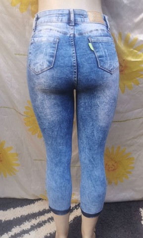 Calça jeans capri vizzary tam 40 - Foto 2