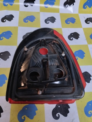 Lanterna Esquerda Fume Volkswagen Gol Bola 1995 A 1999 C Detalhe  - Foto 4