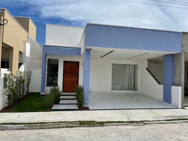 Casa 2/4 e uma suíte reformada no sim 
