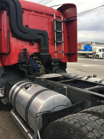Vendo Scania G 420 A 6x4 bug leve 2011 - Foto 4