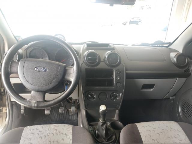 Ford Fiesta Hatch 1.0 Flex c/ Hidráulica *Apenas R$990,00 Entrada + 48x R$499,00 - Foto 9