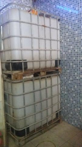2 Reservatório Container IBC com Palete em Aço 1000 Litros - Lubmix