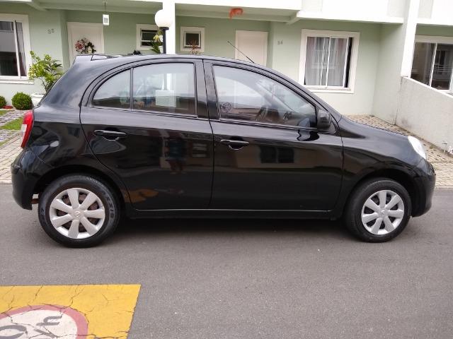 Nissan March 1.6 S 2013 / 14 - Foto 4