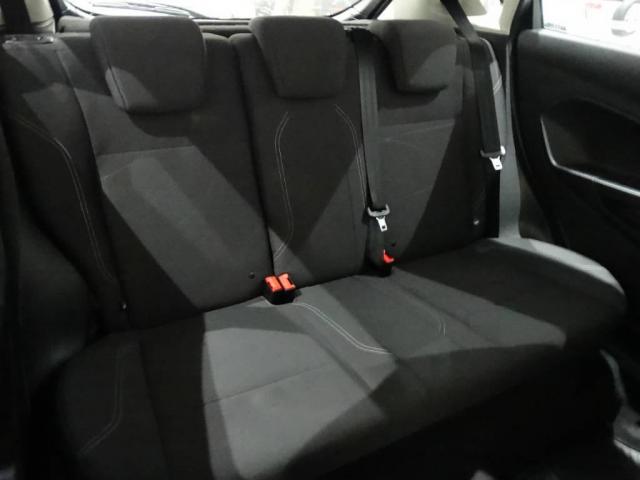 Ford New Fiesta Hatch SE 1.6 - Foto 7
