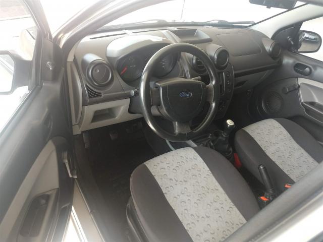 Ford Fiesta Hatch 1.0 Flex c/ Hidráulica *Apenas R$990,00 Entrada + 48x R$499,00 - Foto 7