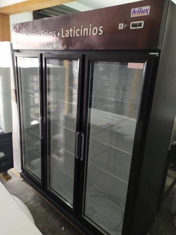 Auto serviço 3 portas