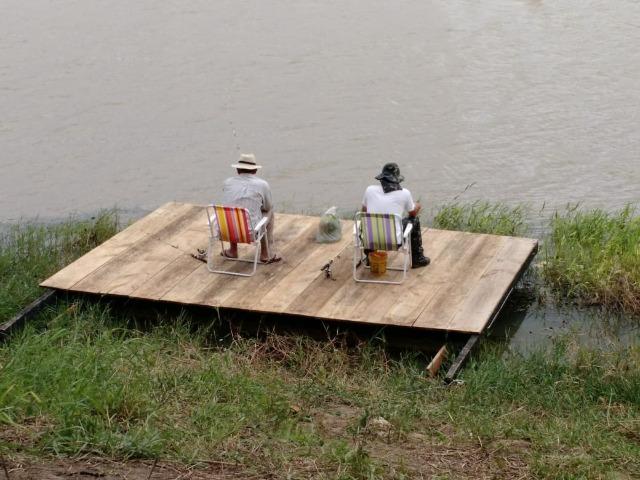 Chácara na beira da represa