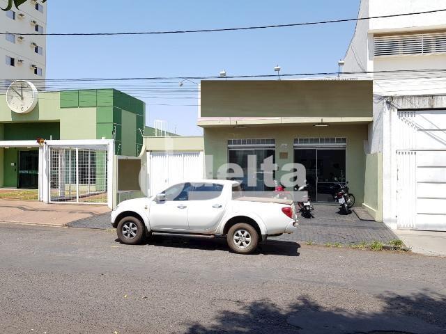 Galpão/depósito/armazém para alugar em Daniel fonseca, Uberlândia cod:571406
