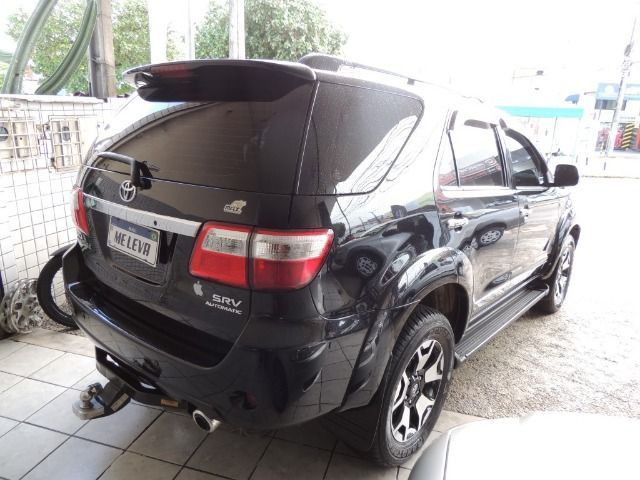 Toyota Hilux SW4 3.0 SRV 7 Lugares Diesel 4x4 2011/2011 - Foto 12