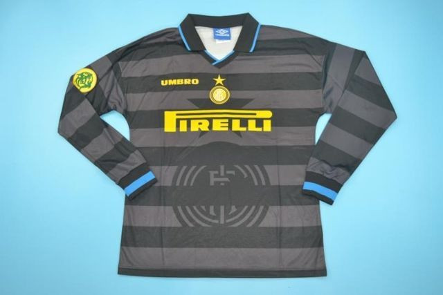 Camisas Inter de Milão, A melhor retrô do mercado ! temporadas e jogadores históricos ! - Foto 4