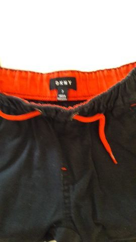 Calça Infantil Masculina Esporte - Marca DKNY - Preta tam 7 em excelente estado - Foto 5