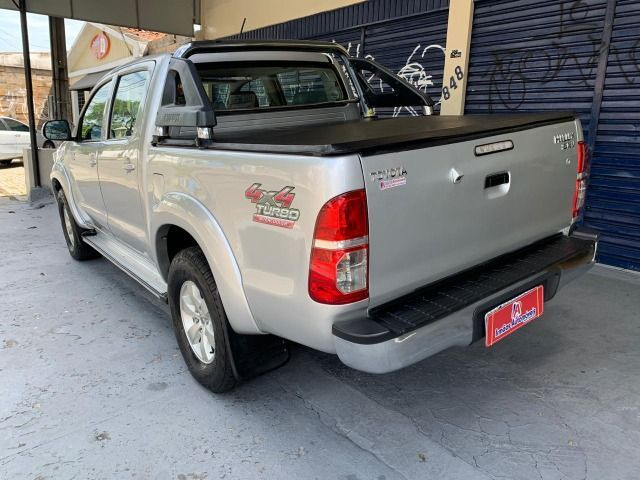 Toyota Hilux SRV 3.0 4x4 Diesel 2013 - Foto 6