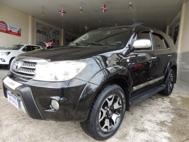 Toyota Hilux SW4 3.0 SRV 7 Lugares Diesel 4x4 2011/2011