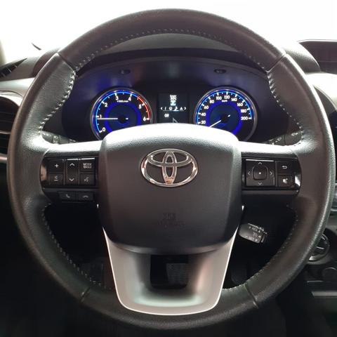 Smart Veículos - TOYOTA Hilux SRX 4x4, 16/2016, 51.256 Km. R$ 144.900,00 - Foto 4