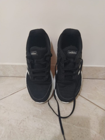 tenis adidas paqueta