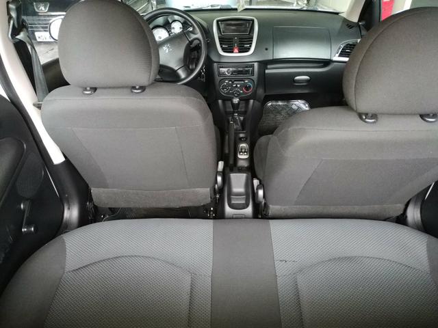Peugeot 207 Xr 1.4 Branco Completo - Foto 20