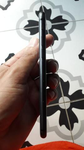 IPhone 8. 64gb