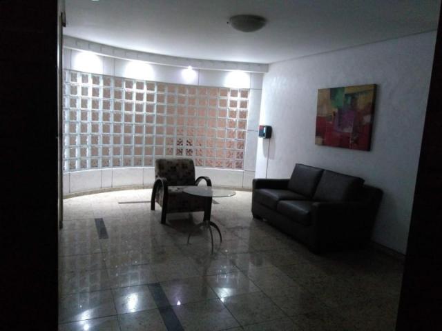 Apartamento para Venda em Niterói, Icaraí, 3 dormitórios, 2 suítes, 1 banheiro, 1 vaga - Foto 2