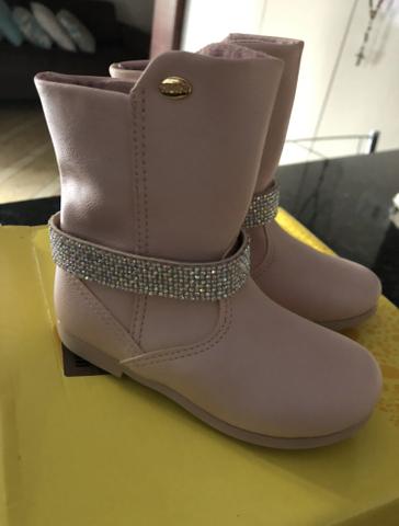 Bota infantil