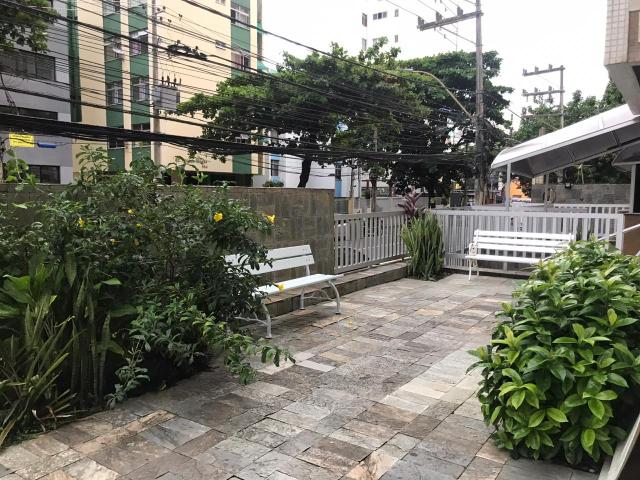 APARTAMENTO 4/4 , 02 SUÍTES 140m2 NA PITUBA RUA AMAZONAS OPORTUNIDADE R$ 529.900,00 !!! - Foto 2