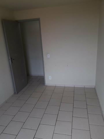 Alugo excelente apartamento cosmorama - Foto 2