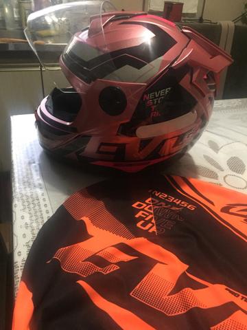 Capacete moto