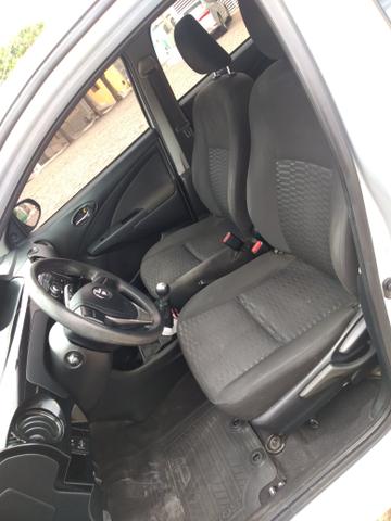 Etios 2015 x - Foto 18