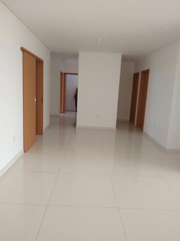 Excelência e luxo com 4 suítes + DCE, 3 vagas as margens do açude - Foto 5