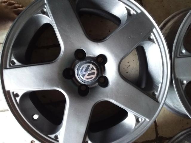 Vendo roda aro 16 fox.bora.polo.golf Space Fox