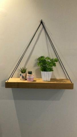 2 prateleiras para plantas livros e fotos R$ 80,00 - Foto 3