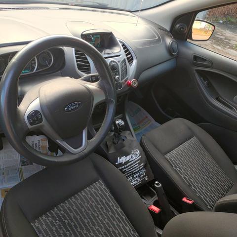 Ágio de Ford Ka impecável - Foto 5