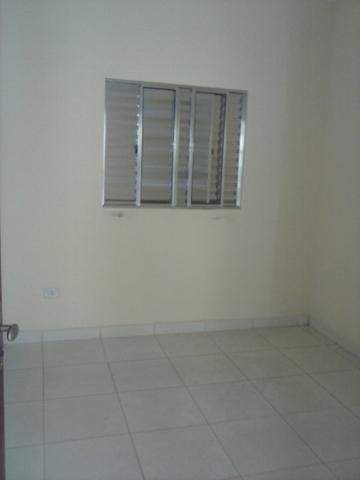 Casa de locação na Cidade Salvador Jacareí SP - Foto 4