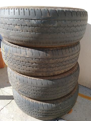 Pneu 215/65 R16