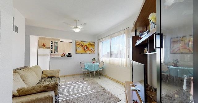 Vende Apto 2 Dormitórios com Garagem Coberta - Foto 4