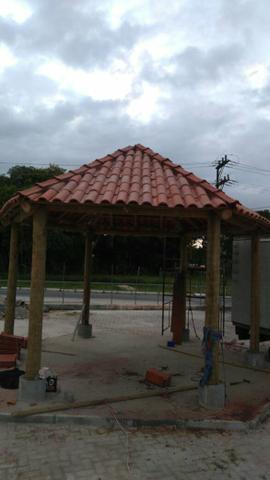 Fabricação de quiosques.