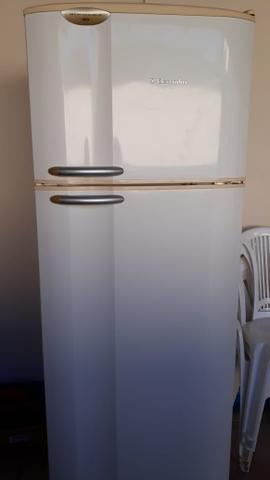 Geladeira Eletrolux 110 V